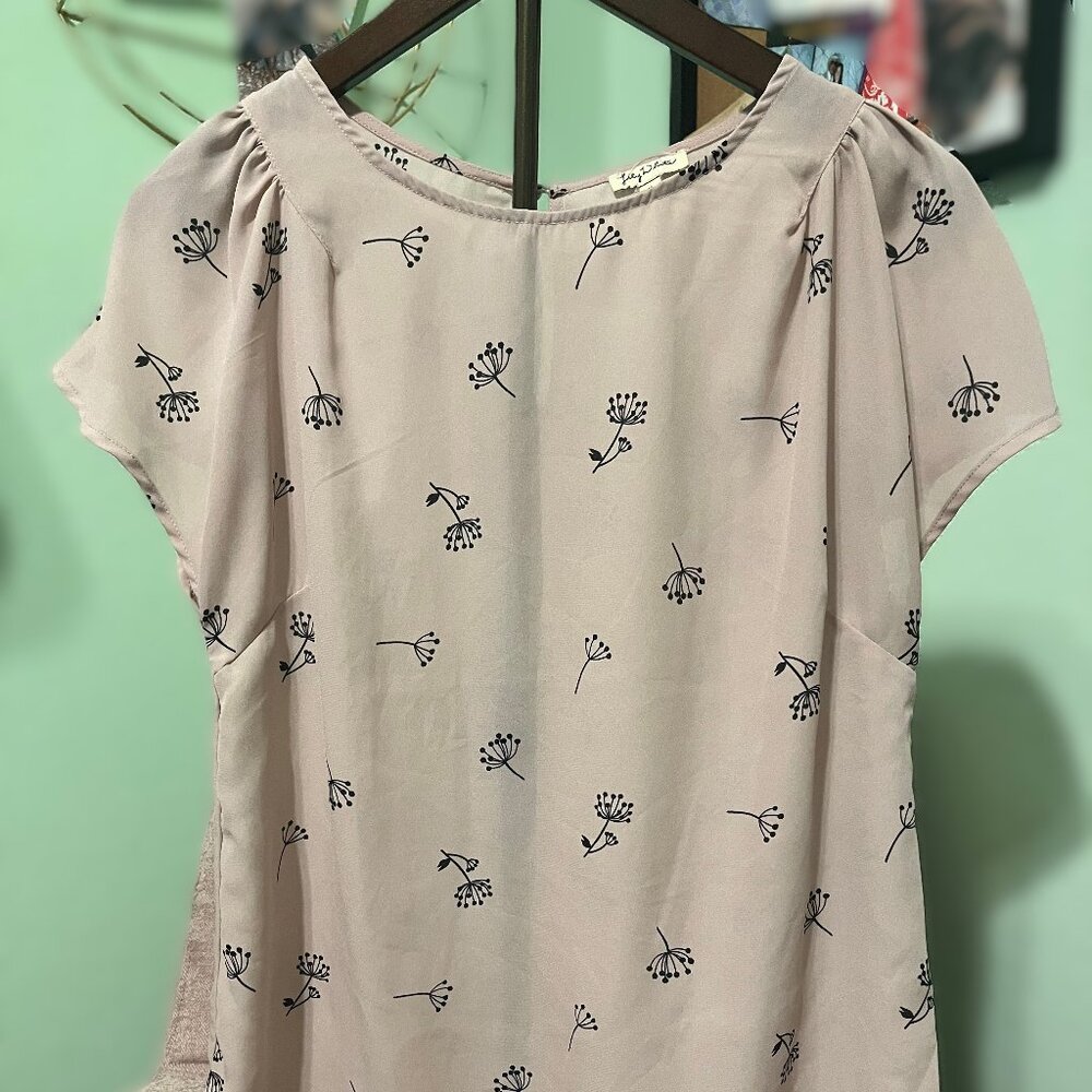 Lily White Blouse Size M